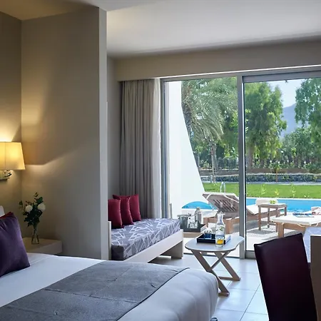 Hotel Atlantica Akti Zeus 4*